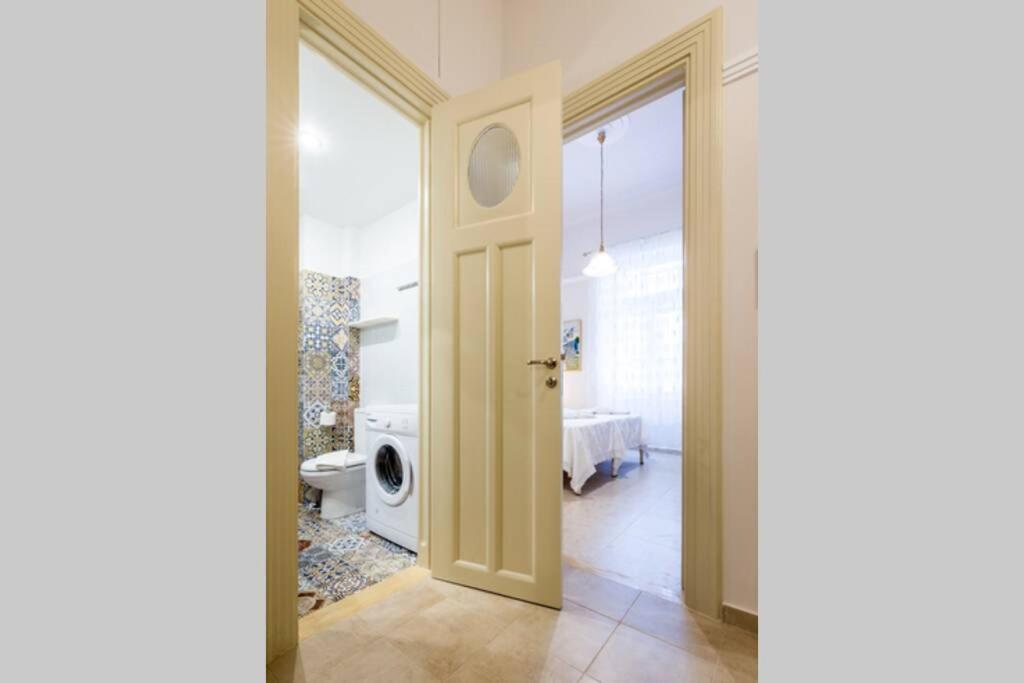Neoclassical Apartment With 2 Bedrooms In Πειραιάς Εξωτερικό φωτογραφία