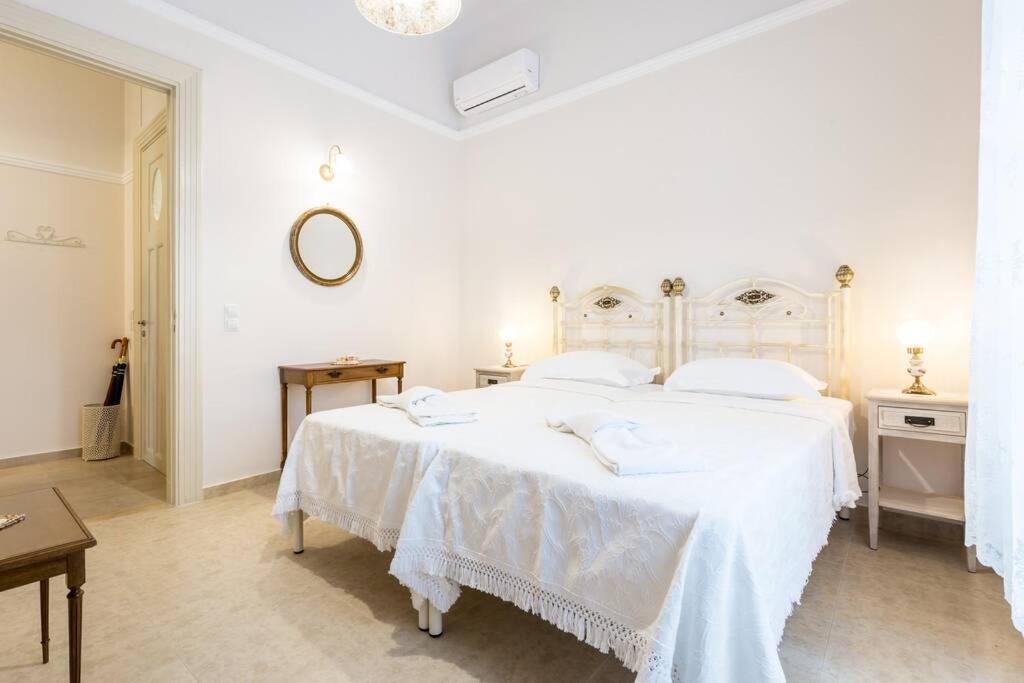 Neoclassical Apartment With 2 Bedrooms In Πειραιάς Εξωτερικό φωτογραφία