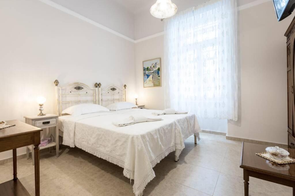 Neoclassical Apartment With 2 Bedrooms In Πειραιάς Εξωτερικό φωτογραφία
