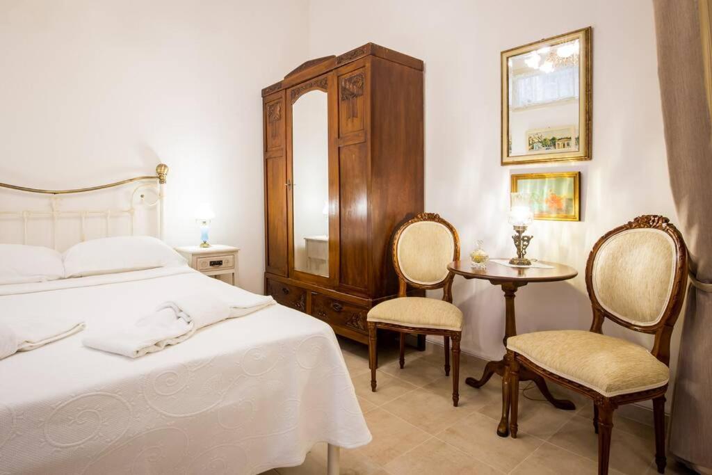 Neoclassical Apartment With 2 Bedrooms In Πειραιάς Εξωτερικό φωτογραφία
