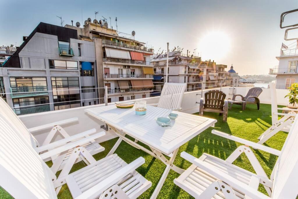 Neoclassical Apartment With 2 Bedrooms In Πειραιάς Εξωτερικό φωτογραφία