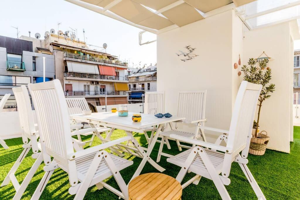 Neoclassical Apartment With 2 Bedrooms In Πειραιάς Εξωτερικό φωτογραφία